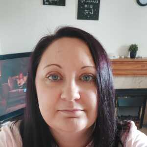 Female,  48 Dundee, Uk